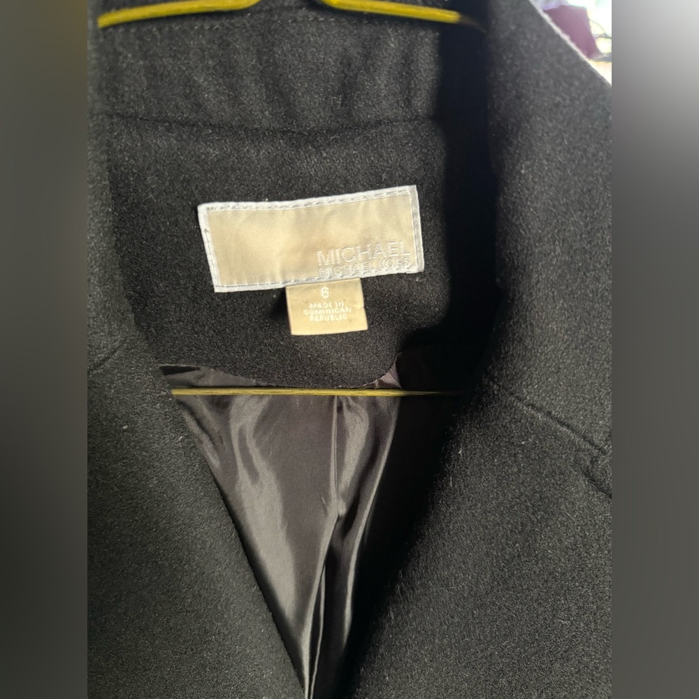 Coat - Picture 9 of 11